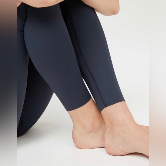 BNWT Aerie Navy 7/8 High Rise Leggings - XS - Picture 11 of 15